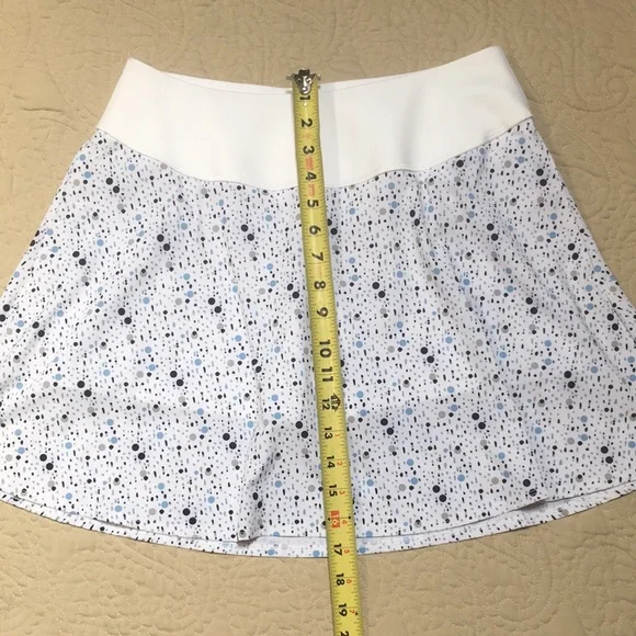 New! Puma PWRShape White Dot Print 16” Golf Skort With Pockets size Medium - Picture 14 of 15